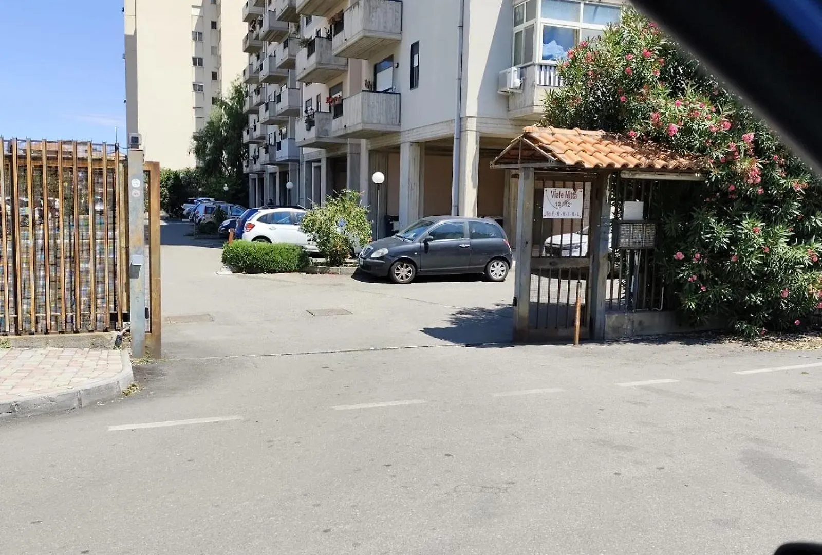 مبيت وإفطار كاتانيا Casa Francesco 0*,