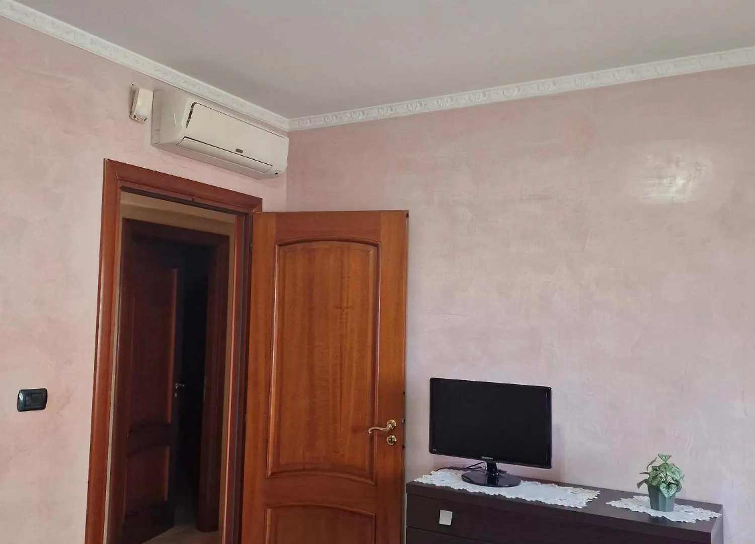 مبيت وإفطار كاتانيا Casa Francesco إيطاليا